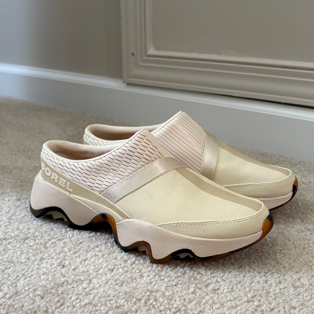 Sorel Women's Cream Mules